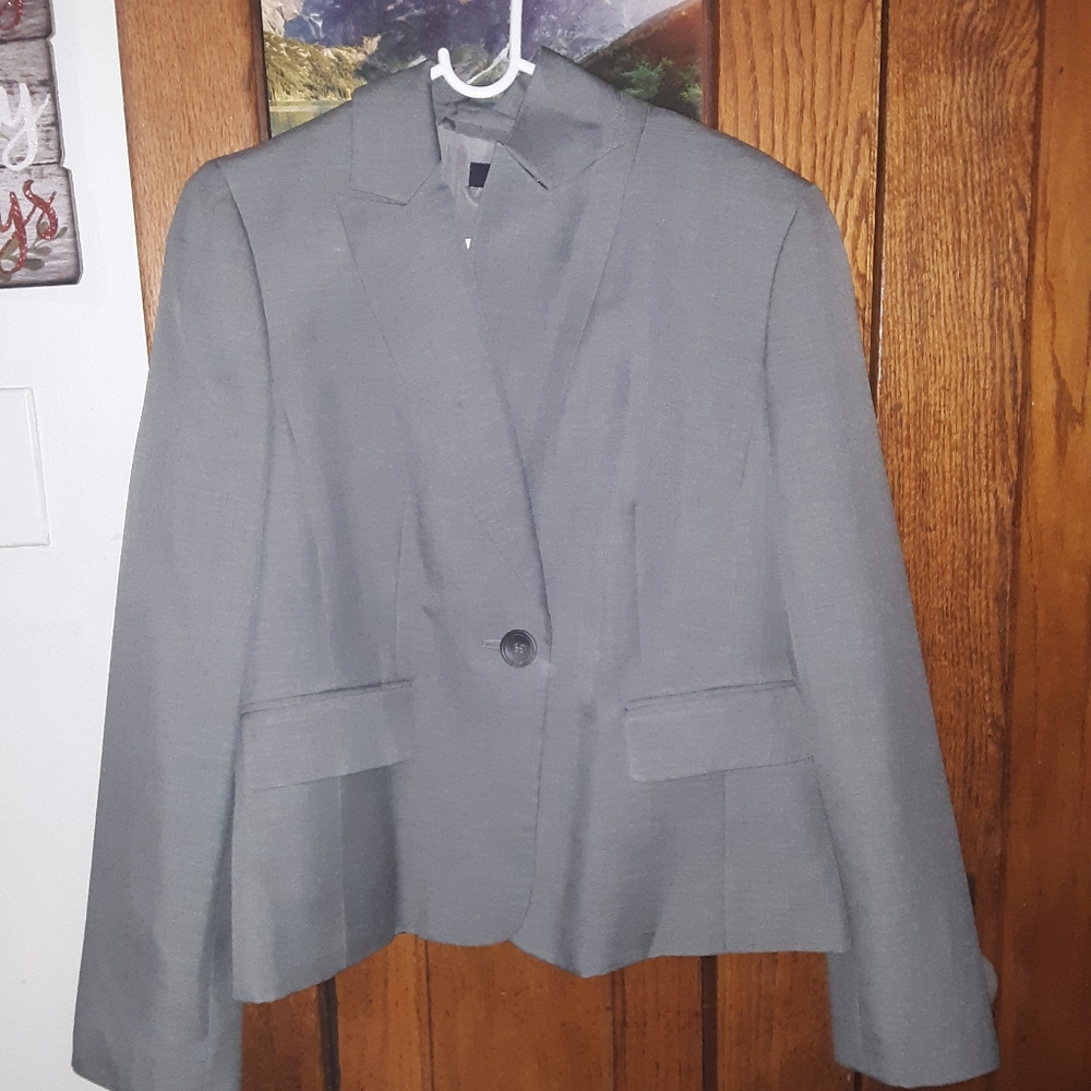 Evan picone jacket and skirt set